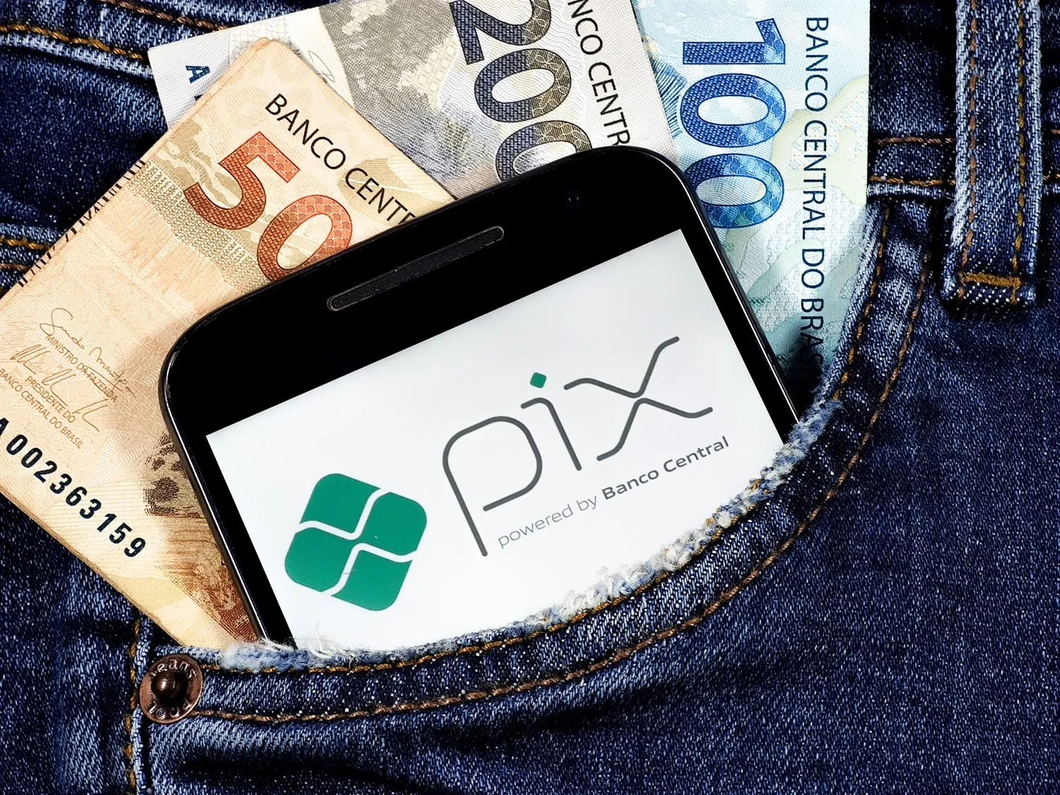 Banco Central anuncia Pix Automático este mês para tornar o pagamento de contas mais prático