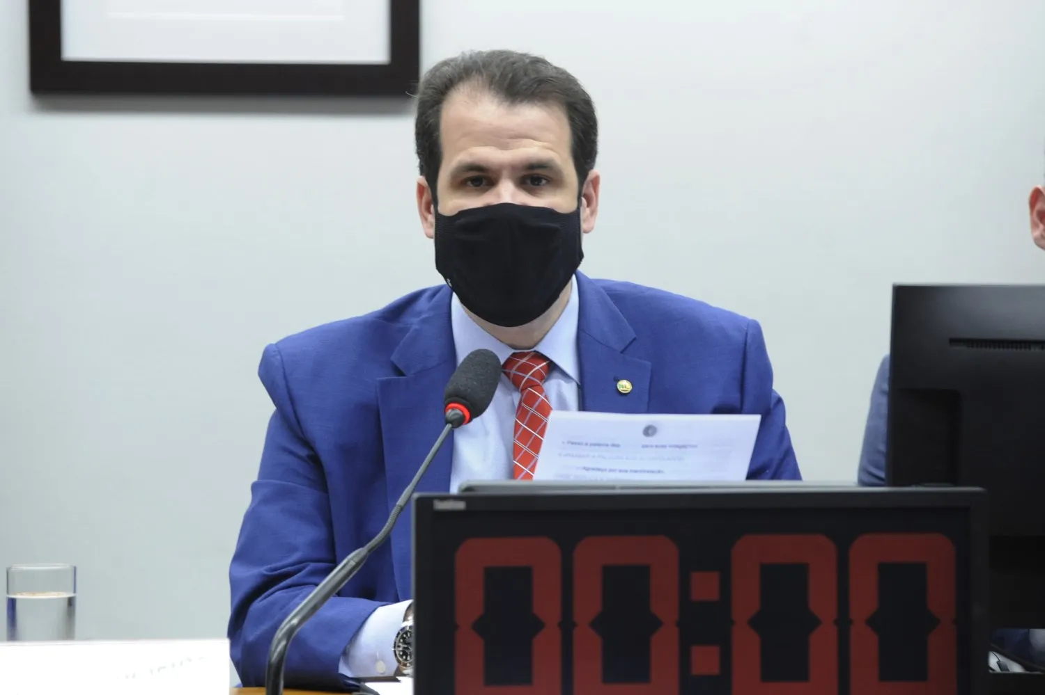 Aureo Ribeiro vai pedir urgência para projeto que regulamenta uso de moedas virtuais