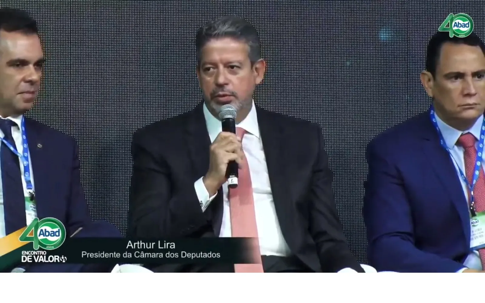 “A proposta tem um conceito prático, que é diminuir o imposto da pessoa jurídica para as empresas que vão promover o crescimento”, disse (Fonte: Reprodução/Youtube)
