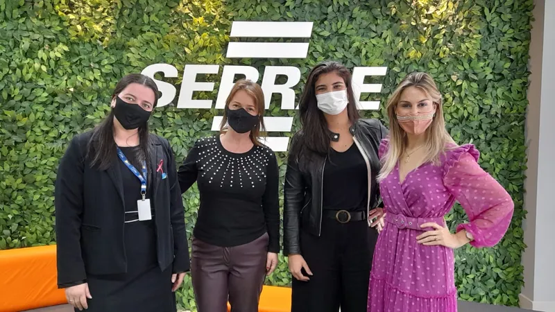 Graziele Jung, da CDL-NH (esq); Raquel Bomm Tomm, diretora NME; Susana Ströher, gestora de Projetos do Sebrae; e Josi M. Zimmerman, embaixadora NME (dir)