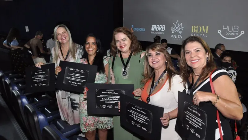 Mulheres homenageadas pelo prêmio