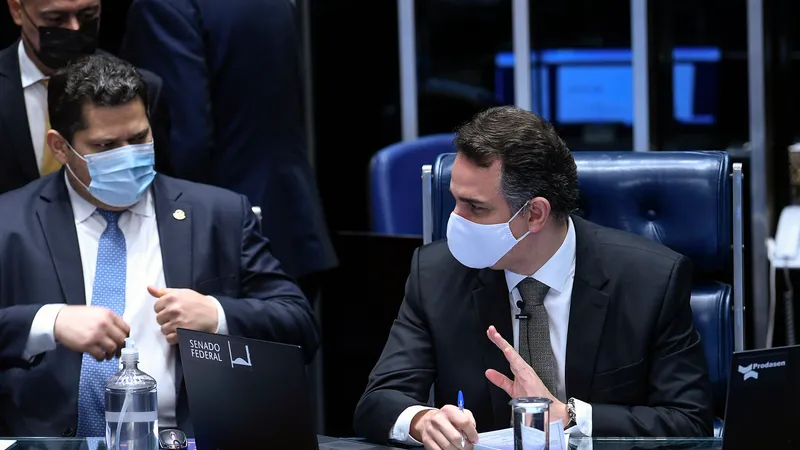 Senador Davi Alcolumbre e o presidente do Senado Federal, senador Rodrigo Pacheco