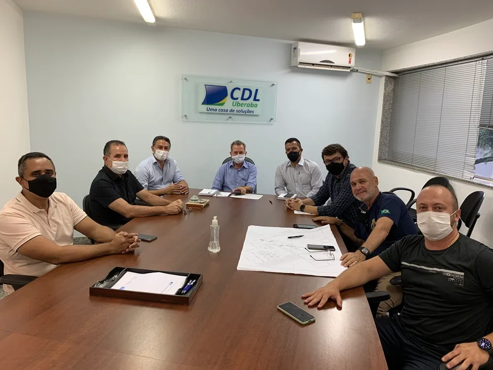 Reunião da coordenação da campanha