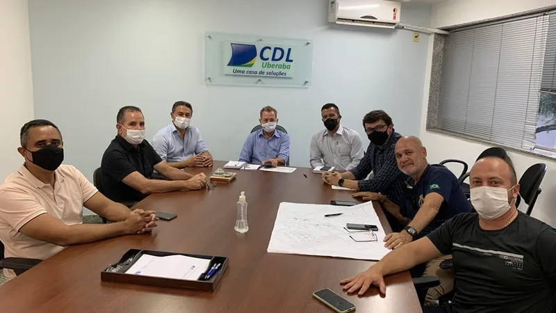 Reunião da coordenação da campanha