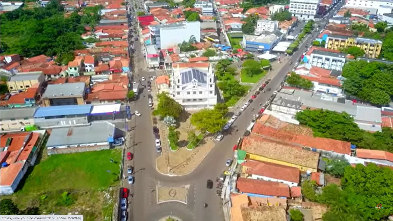 Vista aérea da igreja matriz de Santa Inês – MA