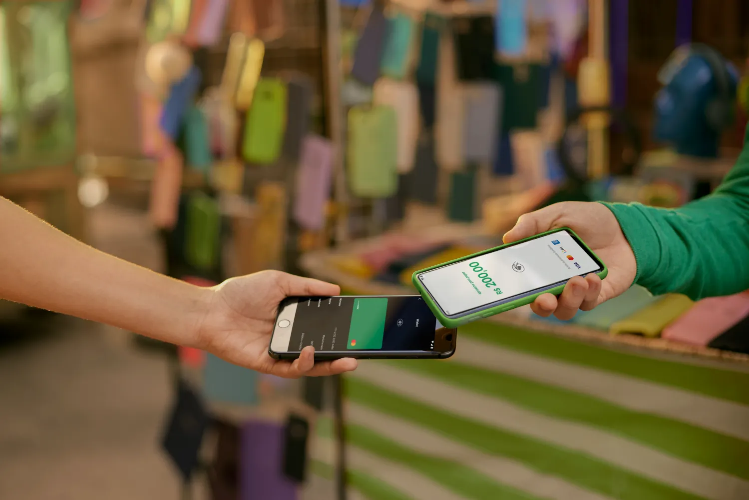Tecnologia da Stone permite cobrar pelo produto e serviço usando o smartphone