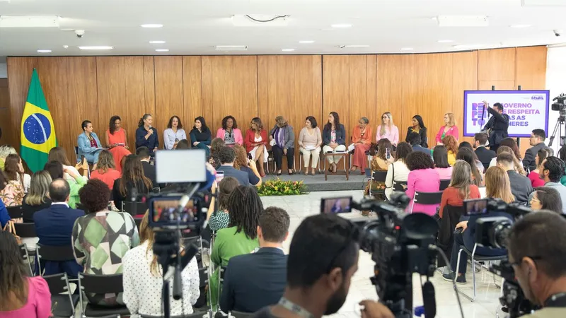 Evento em Brasília para promover a igualdade salarial entre homens e mulheres. Foto: Antônio Cruz/Agência Brasil