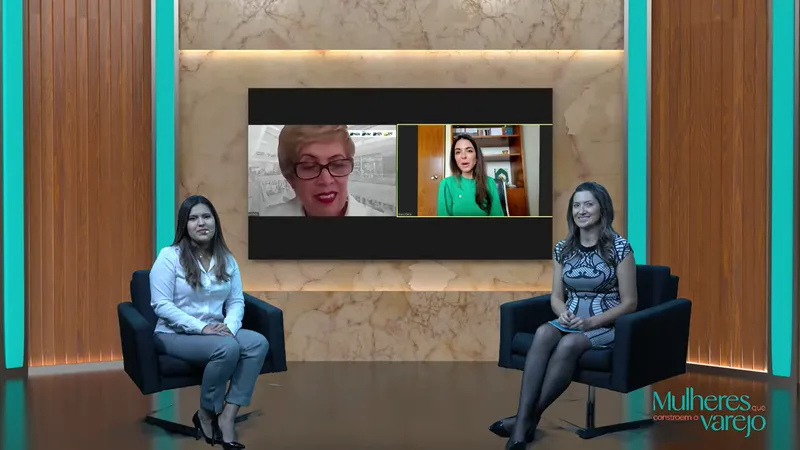 Karoline Lima e a deputada Greyce Elias participaram da live diretamente do estúdio da CNDL; e Lúcia Leijôto e a deputada Any Ortiz a distância