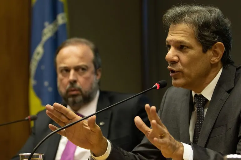 Segundo Haddad, o desenho do programa Desenrola foi validado com o presidente Lula nesta segunda-feira, 6. (Fabio Rodrigues//agência Brasil)