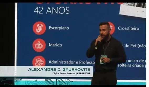 O diretor sênior de E-commerce do Carrefour, Alexandre Gyurkovits, falou sobre o desafio de levar a experiência da venda física para o ambiente virtual