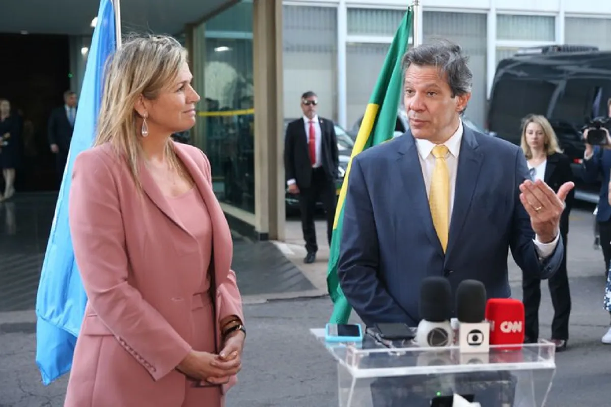 O ministro da Fazenda, Fernando Haddad, reúne-se com a Rainha Máxima, dos Países Baixos – enviada especial do Secretário-Geral das Nações Unidas para Inclusão Financeira para o Desenvolvimento.