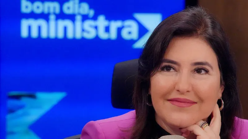 A ministra do Planejamento e Orçamento, Simone Tebet, participa do programa Bom Dia, Ministra, no estúdio da EBC.