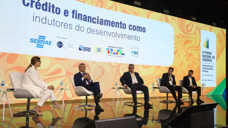 Renata Vilhena (esq.), Isaac Sidney, Roque Pellizzaro Jr., Diogo Ilário e Felipe Prince