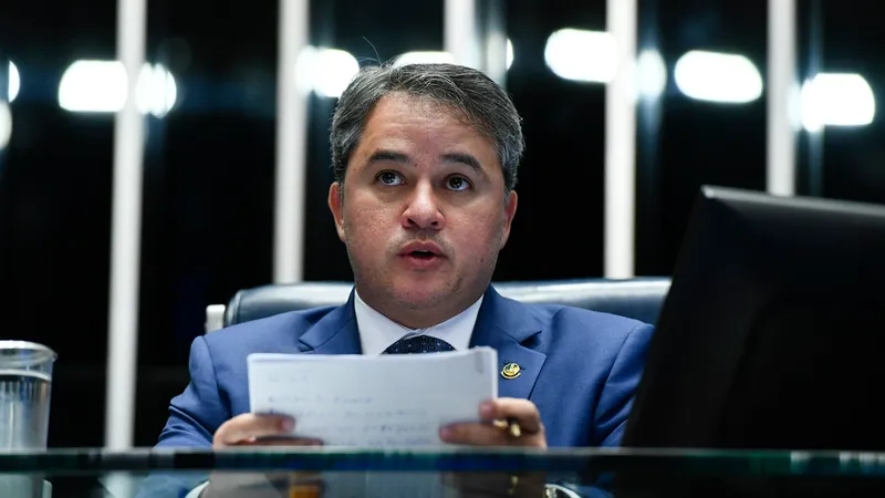 Mais conhecida como a “minirreforma tributária”, a lei nasceu de um projeto da AFRAC para desburocratizar e reduzir a evasão fiscal