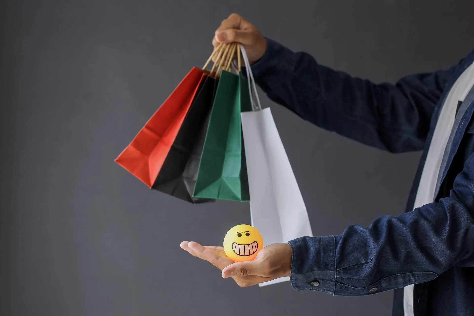 Dia do Consumidor: Pix, celular como maquininha e carteira digital conquistam a preferência dos brasileiros nas compras
