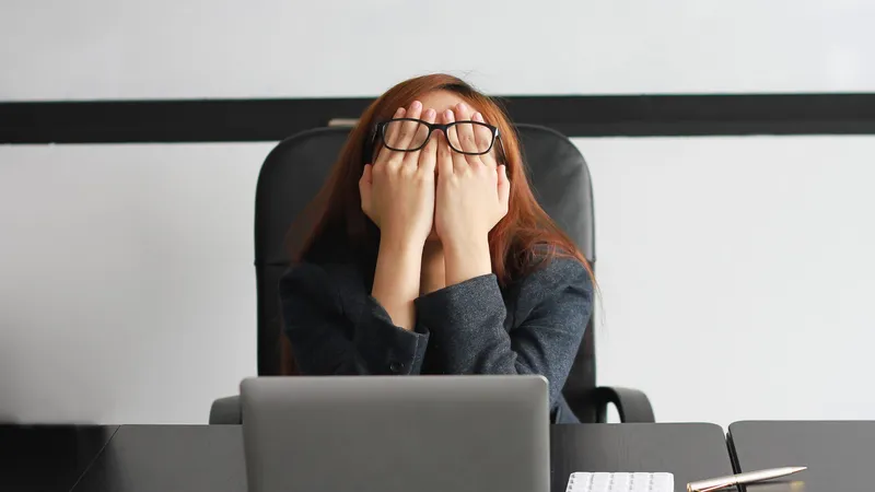 Burnout cresceu 823% em quatro anos no Brasil e já custa R$ 400 bilhões por ano em produtividade