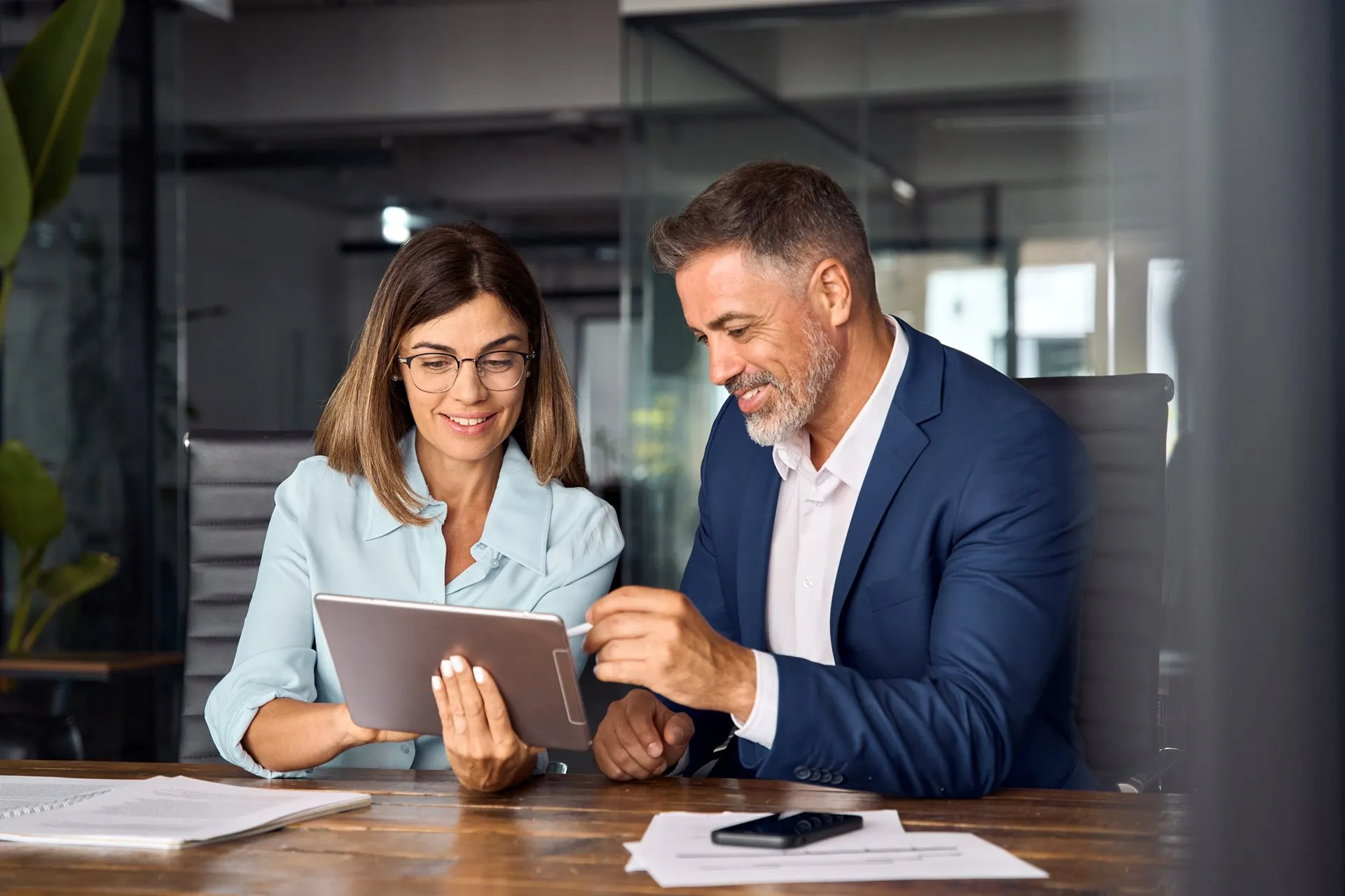 Cai a diferença da remuneração entre homens e mulheres no empreendedorismo