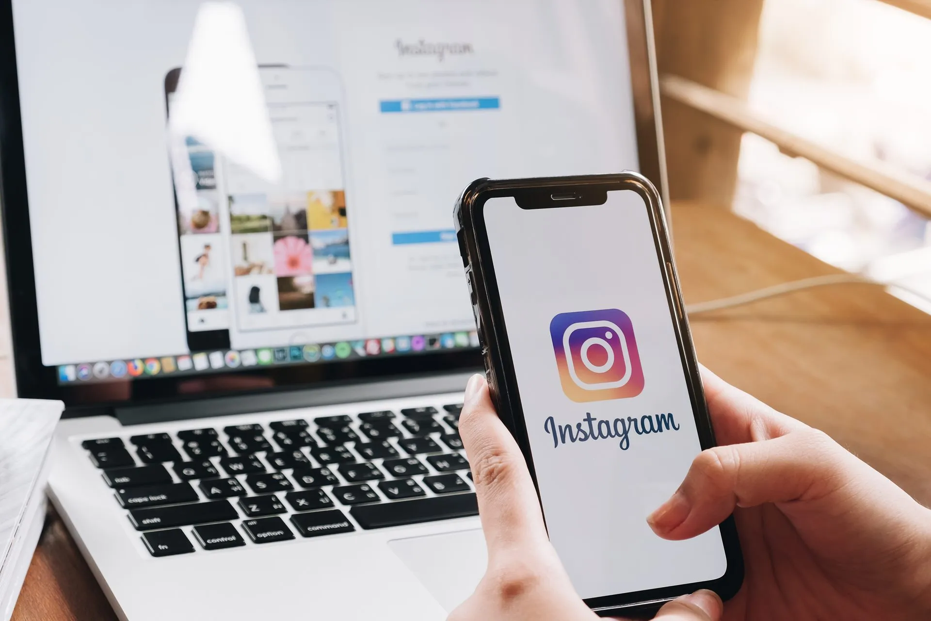 Instagram disputa com vitrines: onde nasce a decisão de compra no Dia das Mães