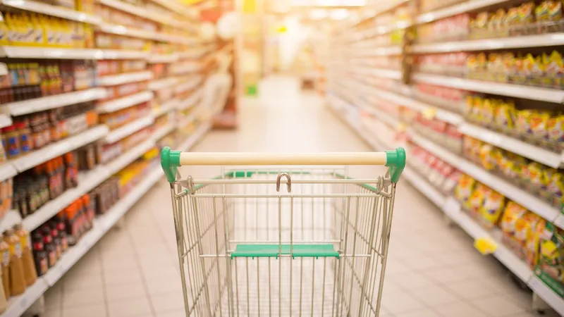 71% dos brasileiros mudaram seus hábitos de compra em um ano