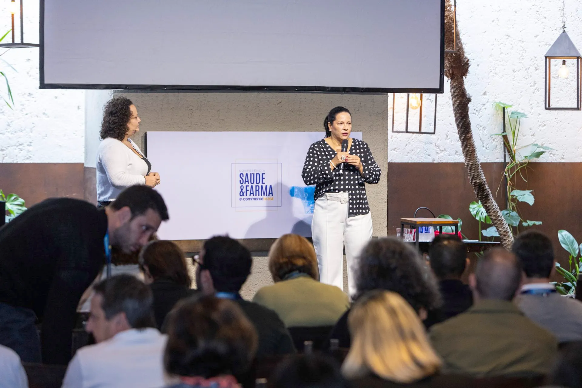 Conferência Saúde & Farma omnicanalidade, experiência do cliente e transformação digital
