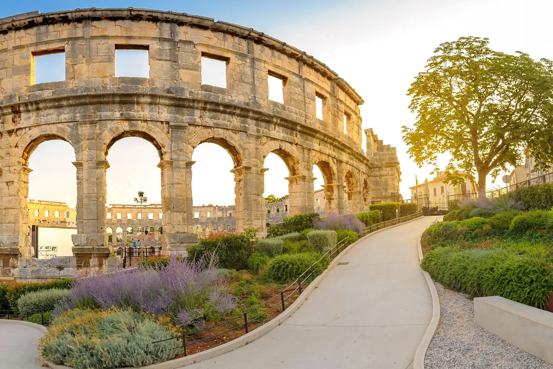 Líderes atuais podem aprender com a história dos imperadores romanos