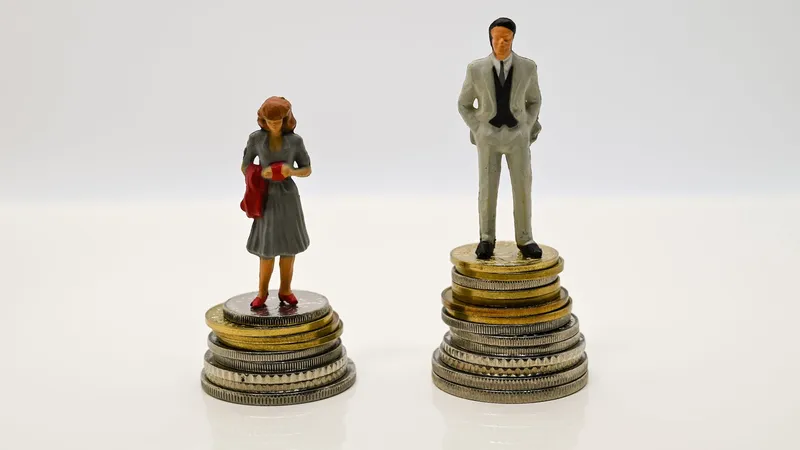 Diferença de salários entre homens e mulheres na liderança chega a 25%