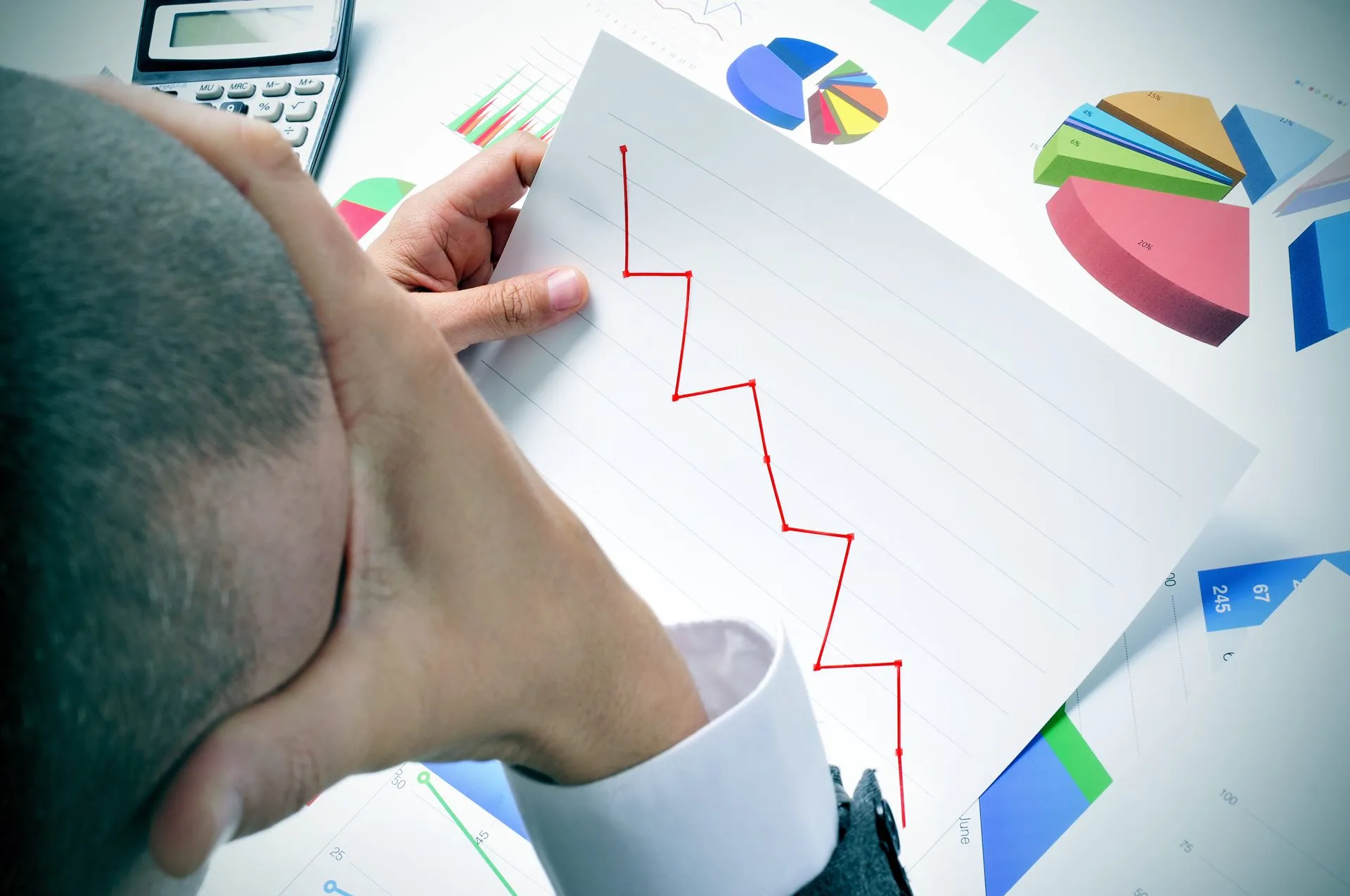 Empresa no vermelho especialista apresenta 5 dicas estratégicas para dar a volta por cima
