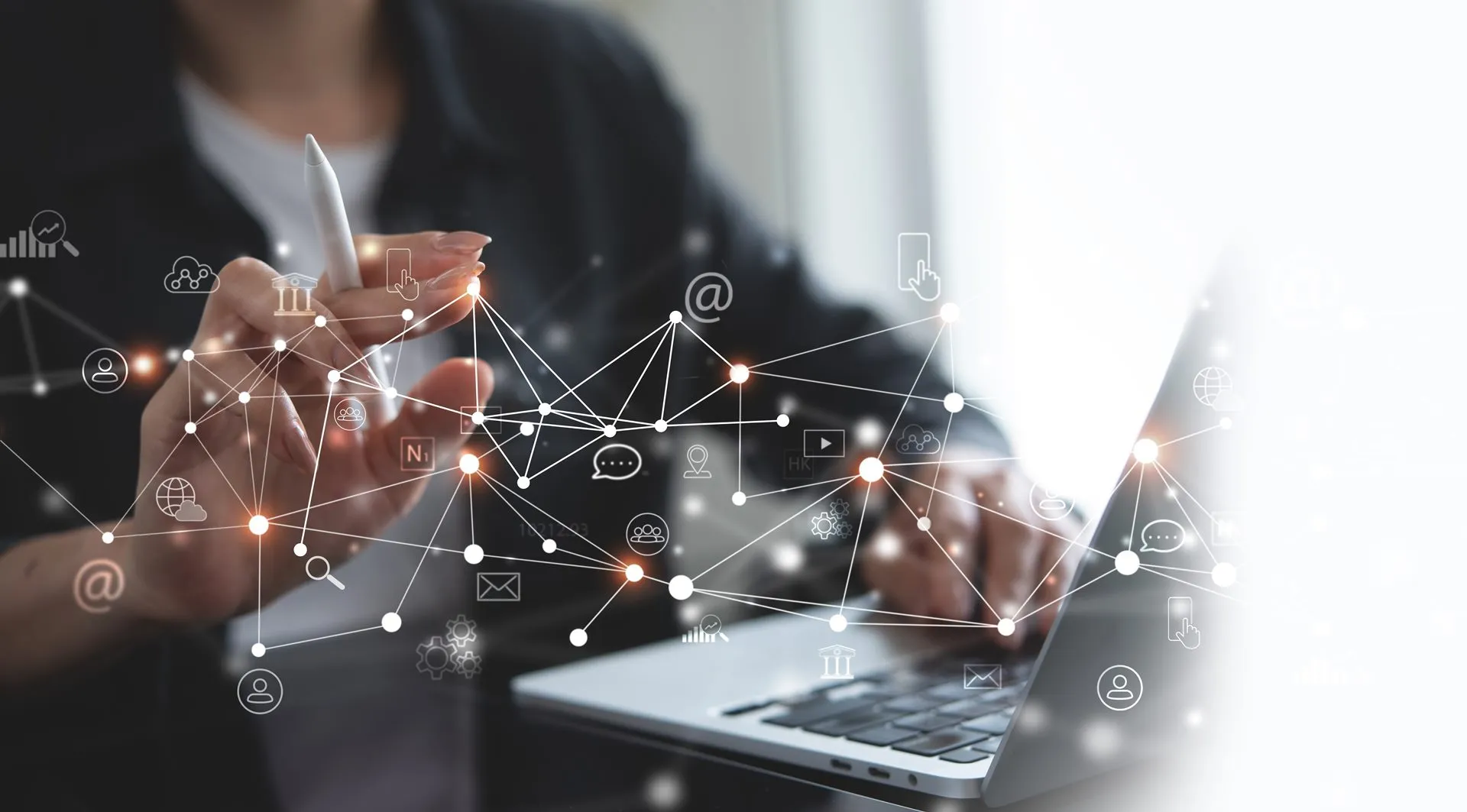 Estoque das lojas ganha papel estratégico na logística omnichannel no Fórum E-Commerce Brasil 2026