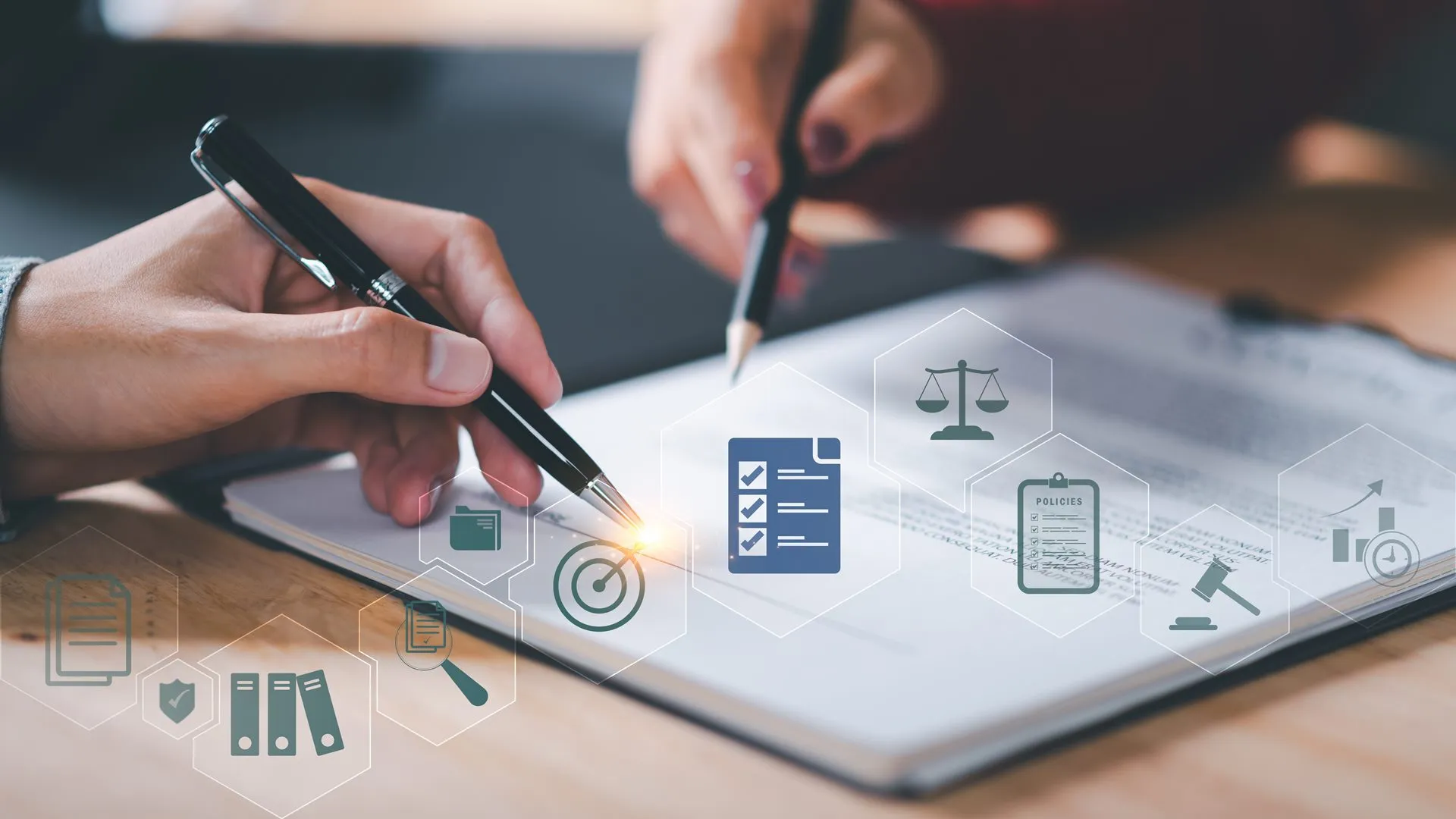 Gestão de dados vira desafio para sellers no Fórum E-Commerce Brasil 2026