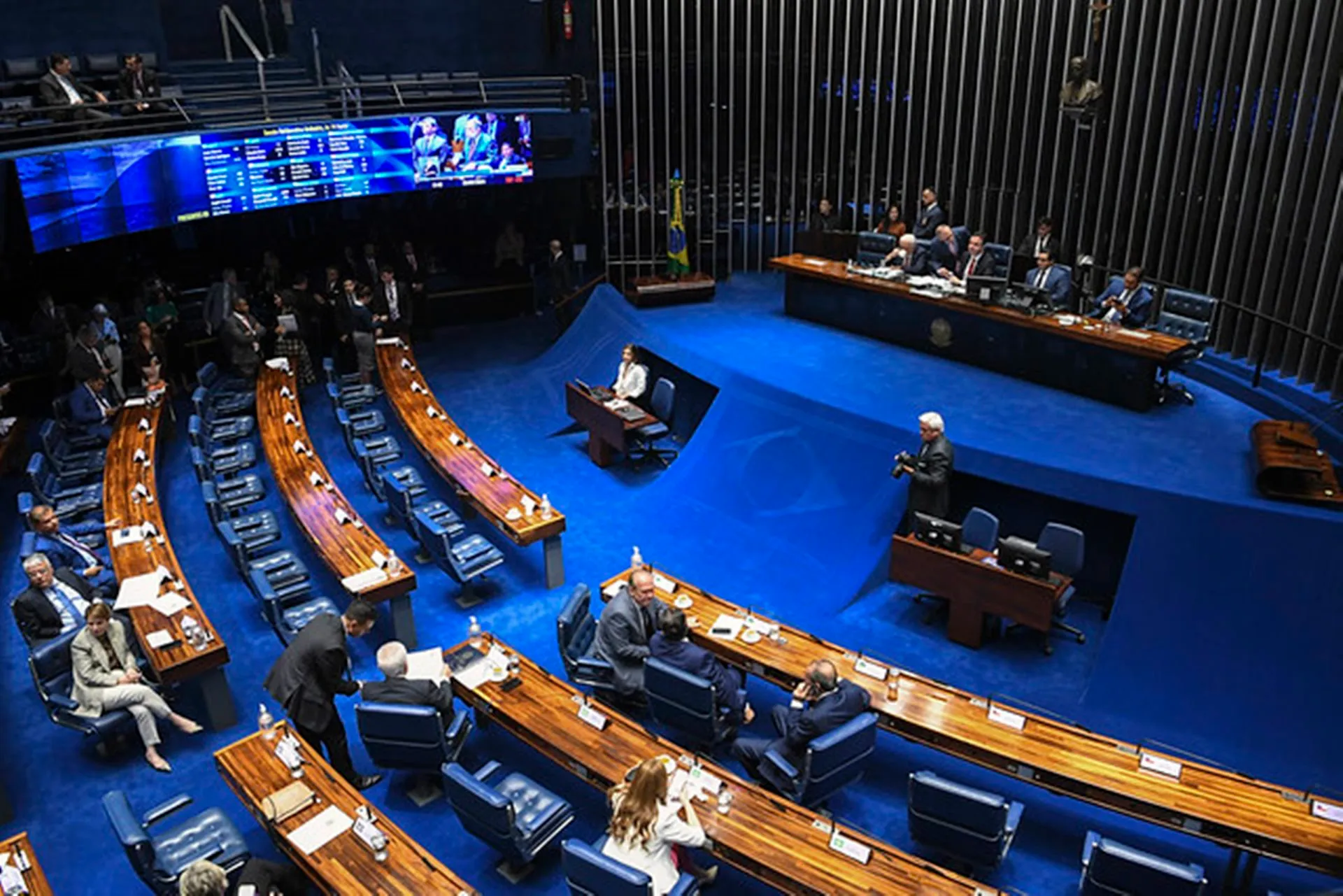 Senado aprova proposta de compensação de desoneração da folha. Texto segue para a Câmara
