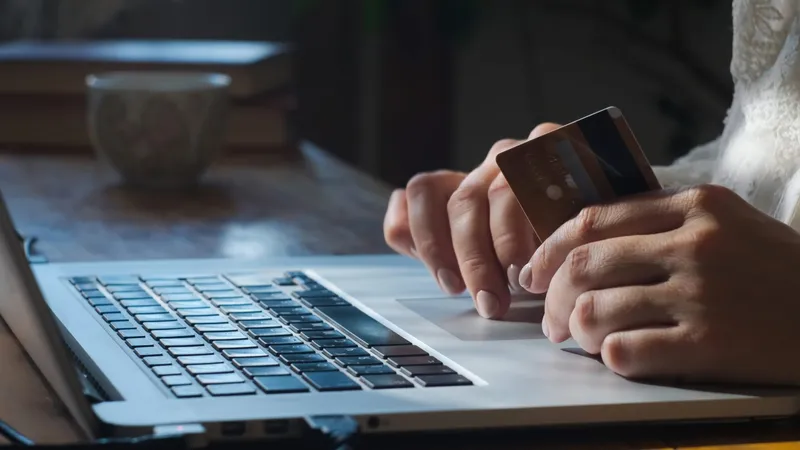60 milhões de consumidores possuem compras parceladas, aponta CNDL/SPC Brasil
