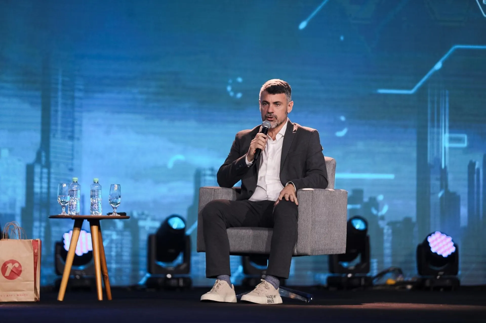 Especialistas da Amazon, Renner e TOTVS falam sobre transformação digital no varejo