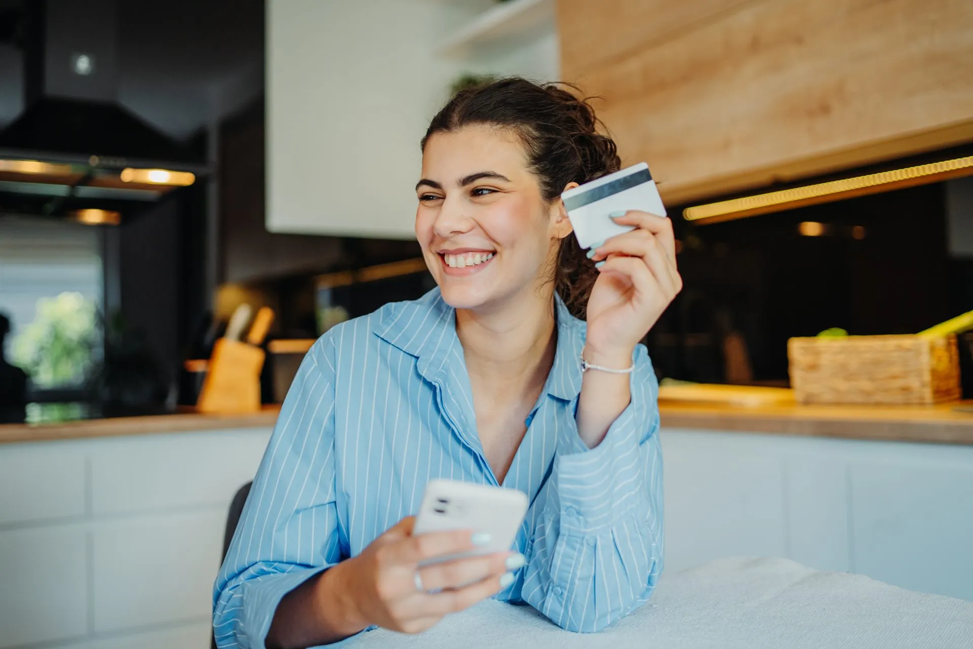 Contas digitais já superam contas exclusivamente físicas no Brasil