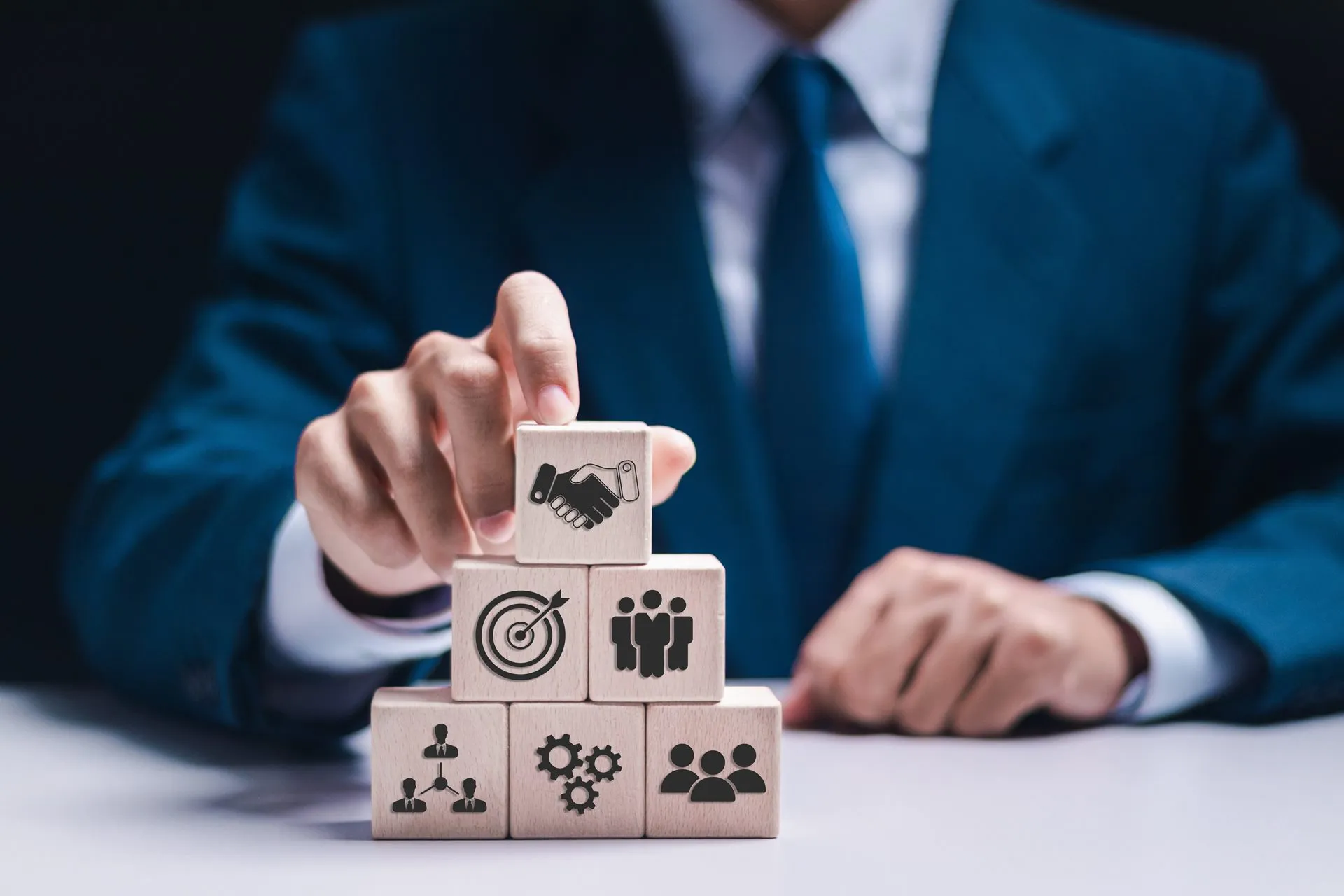 Décadas de sucesso! Confira dicas de quem tem experiência em manter empresas forte há anos