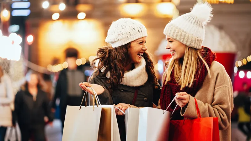 Vendas no Natal devem movimentar R$ 84,9 bilhões na economia, estimam CNDL/SPC Brasil
