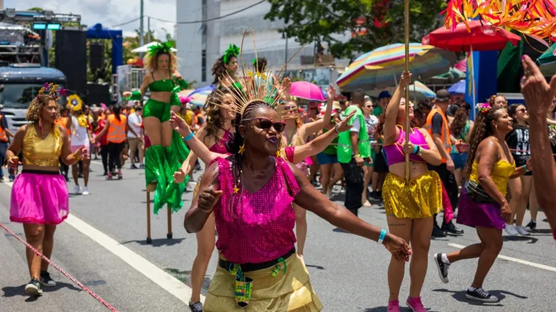 Carnaval 2026 impulsiona vendas no varejo e supermercados têm aumento de 17,21%