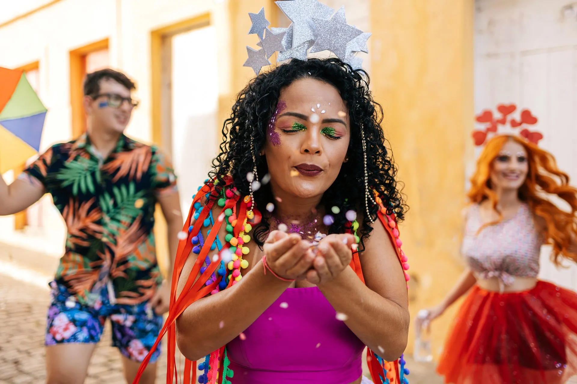 Carnaval: 5 dicas de segurança para foliões evitarem golpes