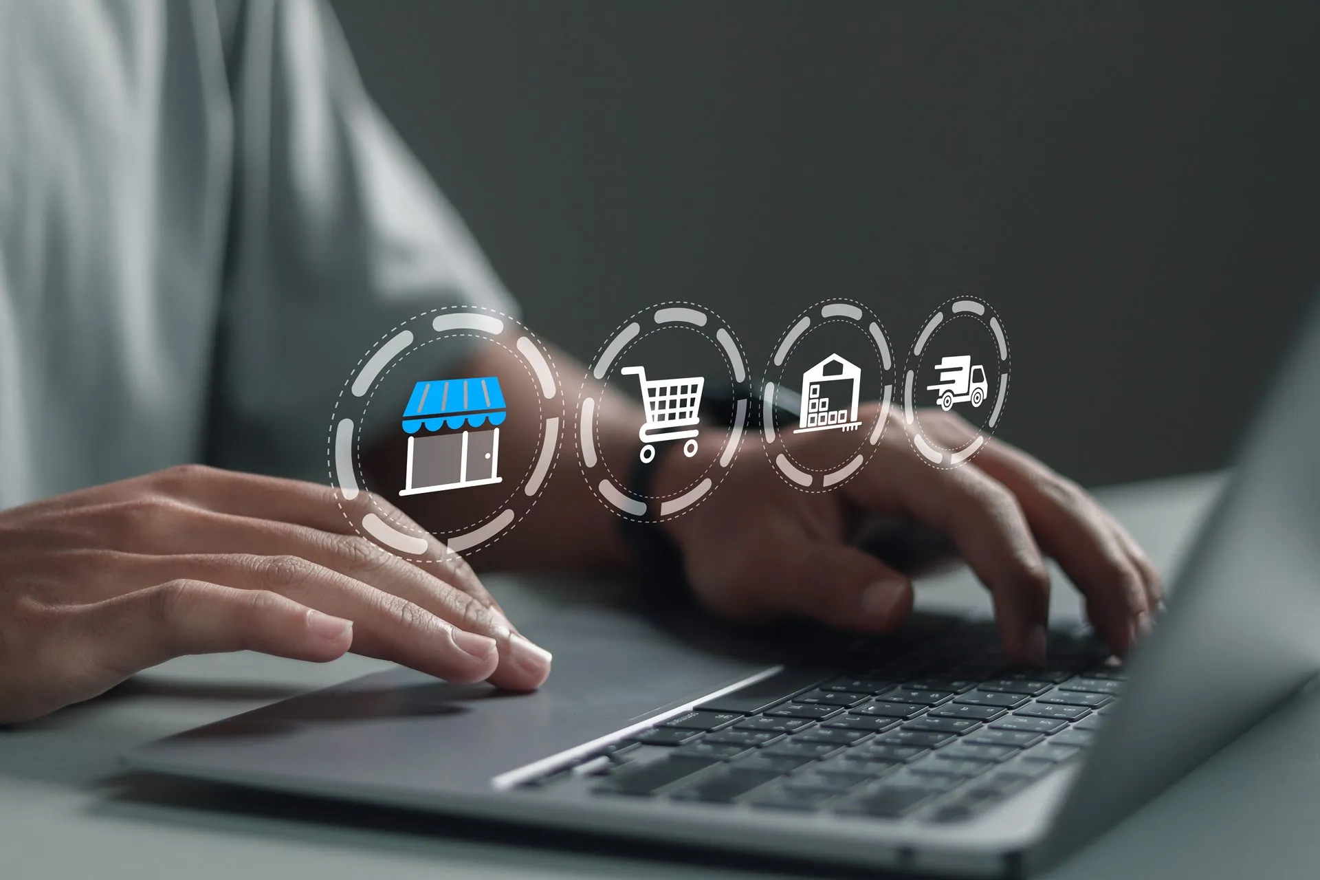 E-commerce, marketplace e WhatsApp transformam TOP 300 em varejistas cada vez mais multicanal