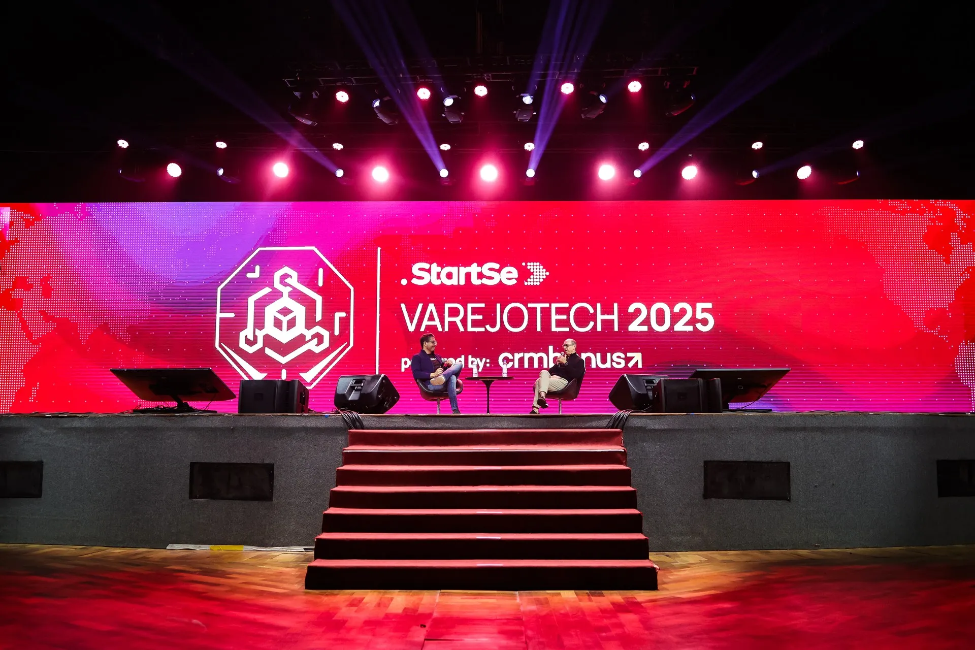 Brasil se prepara para liderar transformação global do varejo, aponta StartSe VarejoTech 2025