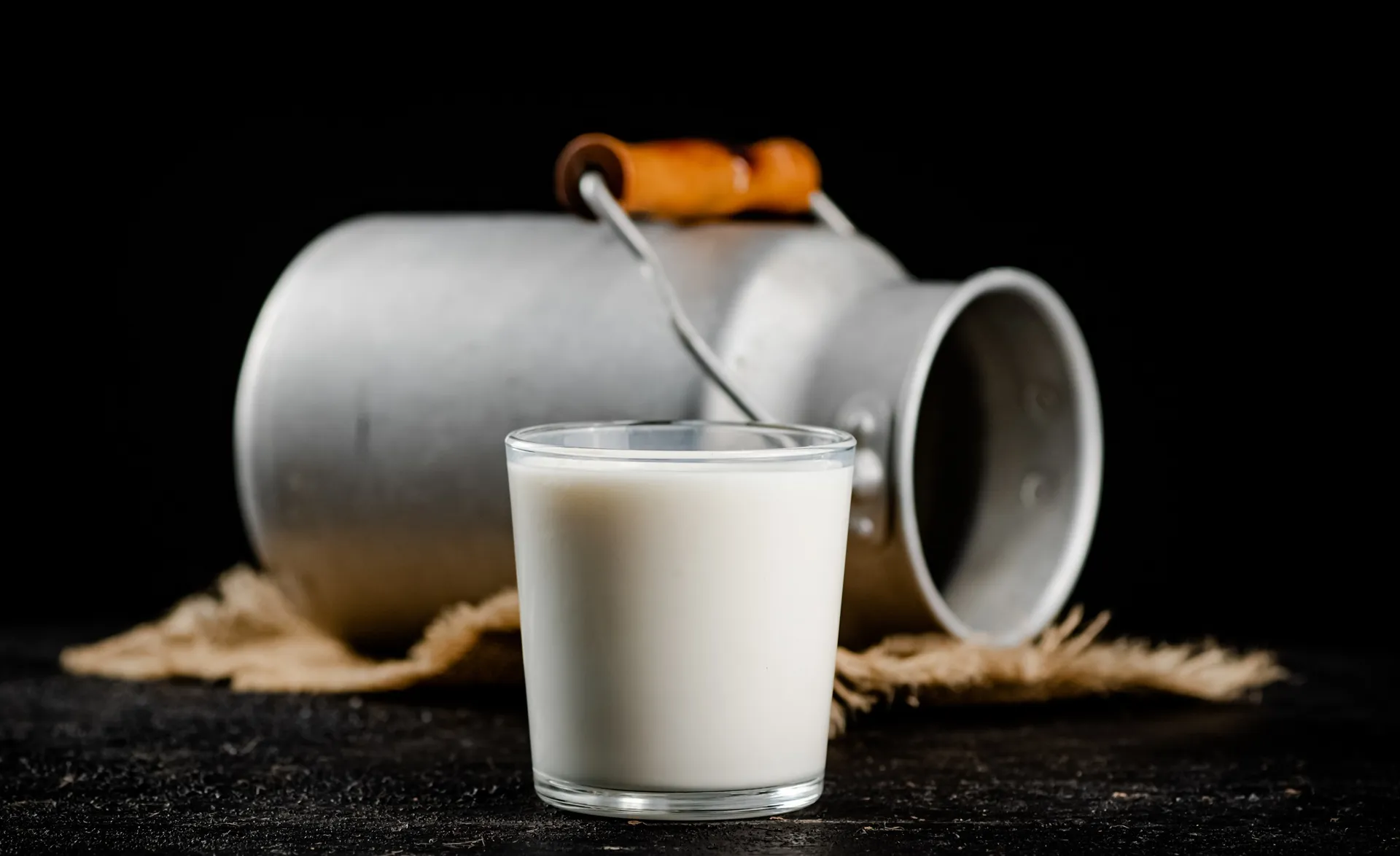 Brasileiros ampliam consumo de bebidas vegetais e buscam opções mais nutritivas e sustentáveis