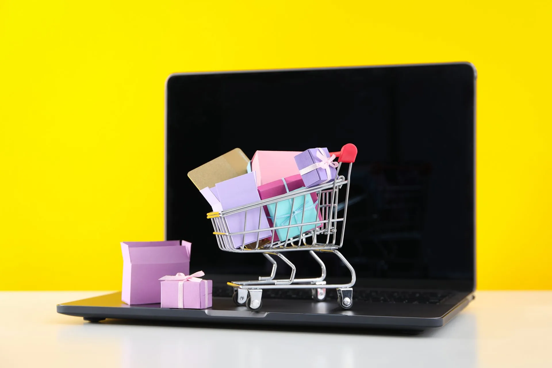 Mês do Cliente antecipa tendências de consumo e pode ajudar varejo a se preparar para a Black Friday