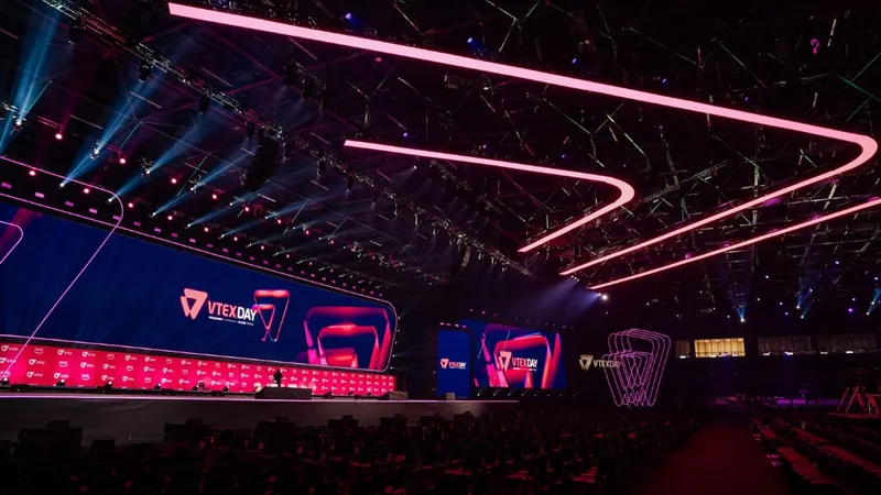 Louis Vuitton, Estée Lauder e Swarovski falam sobre redefinição do luxo na era digital no VTEX DAY 2026