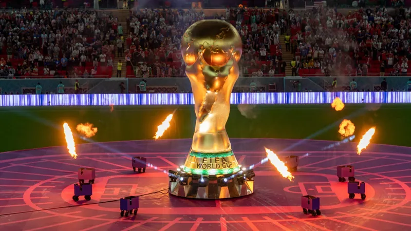 Final da Copa do Mundo vira última chance para o varejo girar estoques e promoções temáticas