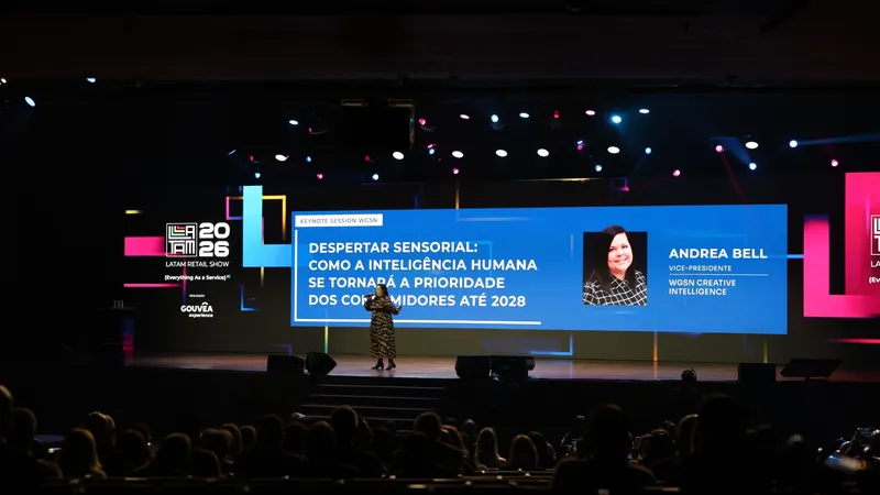 Latam Retail Show 2026 debate impacto da IA, comportamento do consumidor e desafios da liderança no primeiro dia do evento
